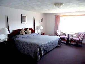 Redclyffe Shore Motor Inn