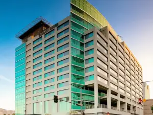 Embassy Suites by Hilton Los Angeles Glendale