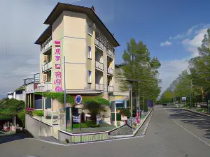 Hotel Saturno