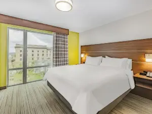 Holiday Inn Express & Suites LINCOLN DOWNTOWN by IHG