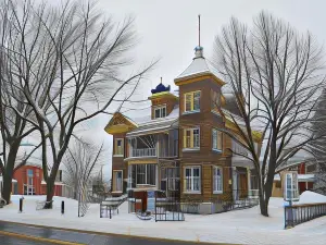 Le 100 St-Laurent
