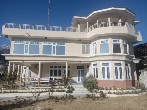 โรงแรมเลเจนด์ ชิตราล