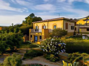 Villa la Lumia B&B Suites & Apartments