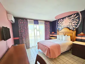 Selva Boutique Hotel - Luquillo Oceanfront Retreat - Adults Only