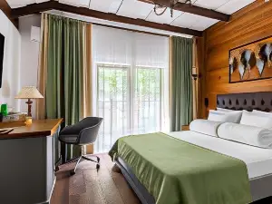Orlinoe Gnezdo Park-Hotel
