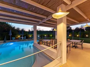 Cala Cala Rooms,Restaurant & Farm Experience