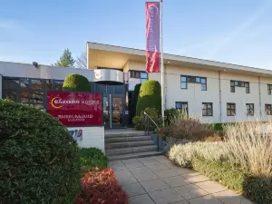 โรงแรมบาสชัน บุสซุม ฮิลเวอร์ซุม