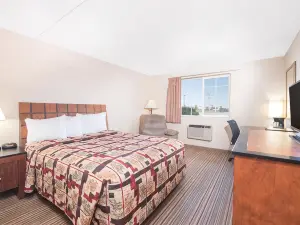 Knights Inn Grand Forks