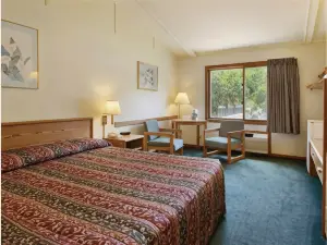 Travelodge by Wyndham Red Wing