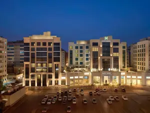 Hyatt Place Dubai Al Rigga Residences