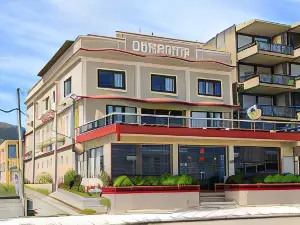 Hotel Genoves