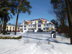 Victoria Suites