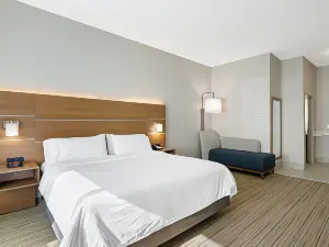 Holiday Inn Express & Suites Weston