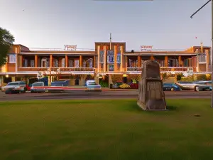 North Gregory Hotel