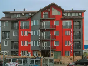 Apart Hotel West
