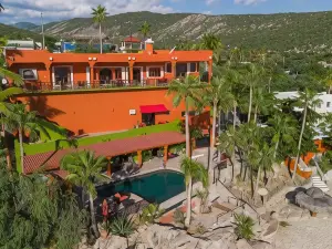 Agave Hotel Club