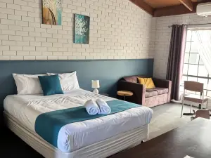 Bakery Park Motor Inn