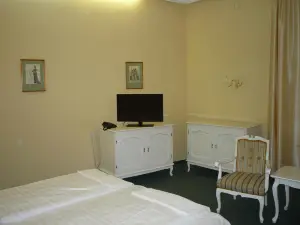 Fiume Hotel