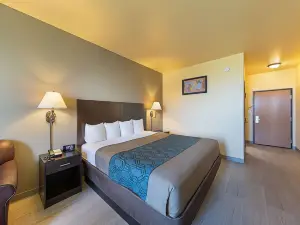 Econo Lodge Inn & Suites Bridgeport