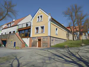Statek Krkavčí Hora