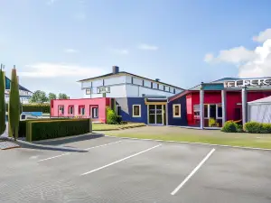 Brit Hotel Rennes le Castel