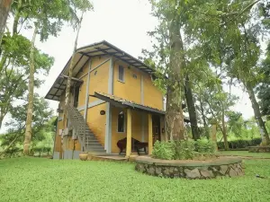 Lake Serenity Boutique Hotel