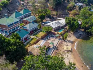Ndau Lodge