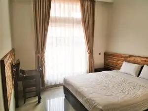 Antika Hotel