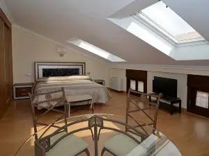Apartamentos & Casas Rurales Santo Domingo de Silos