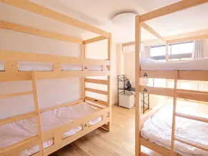 Tottori Guest House Miraie Base