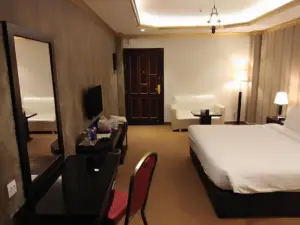Faletti's Grand Hotel Gujranwala