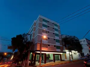 Hotel Serrano