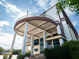 River Hotel - The Outstanding Venues Nakhon Pathom