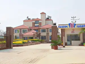 Hotel Solitaire Inn
