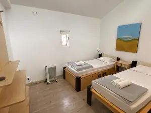 Amazigh Hostel & Suites