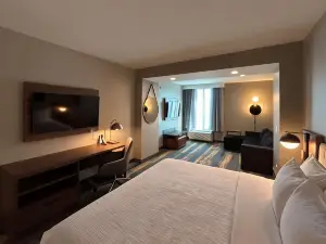 La Quinta Inn & Suites by Wyndham La Habra