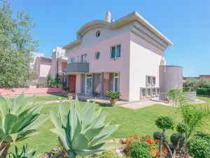 บีแอนด์บี วิลล่าโรซานนา