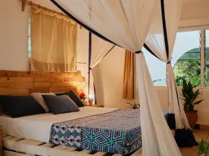 Salty's Kitesurf Village