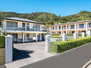 Jasmine Court Motel