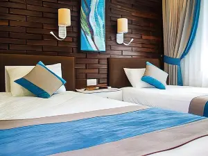 Lazurit Hotel