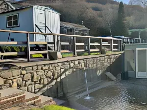 Tunnel Cottages at Blaen-Nant-y-Groes Farm