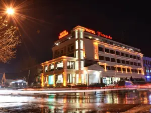 Theranda Hotel