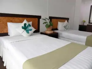 Vijitnakorn Nonpak Hotel