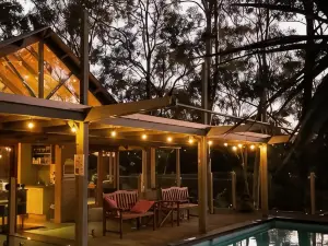 Bombah Point Eco Cottages