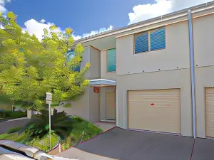Oaks Pacific Blue 516 Private Pool Aircon WI-FI