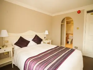 Germaines Hotel