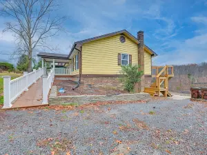 Danville Herrington Lake Retreat w/ Deck & Hot Tub