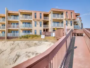 Steps to the Beach: Oceanfront Condo w/ Lanai!