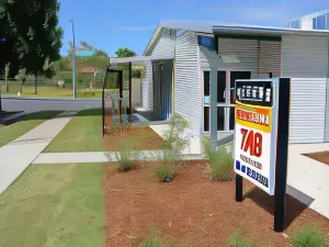Dooley's Tavern & Motel Springsure