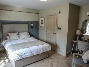 Bridge End Hotel